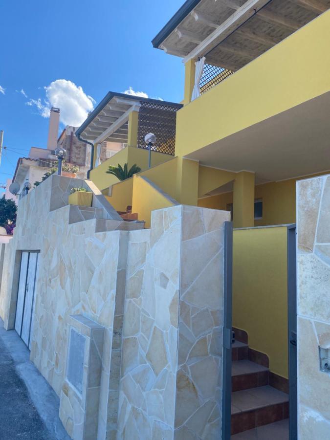 La Casa Gialla Cala Gonone Exterior photo